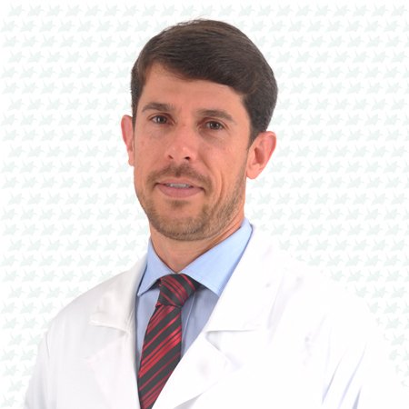 Dr. Daniel Braga