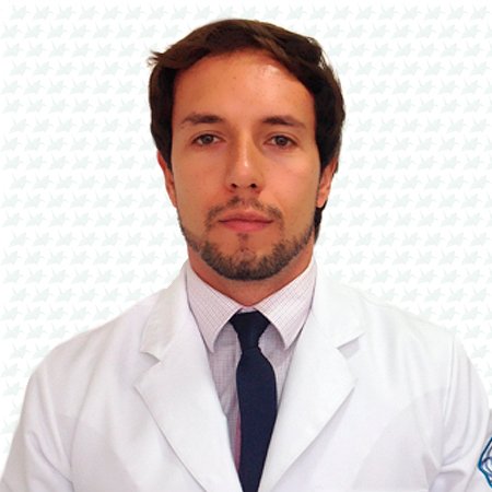 Dr. Matheus Moraes
