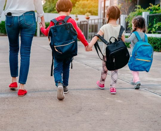 O uso de mochilas e os possíveis casos de escoliose